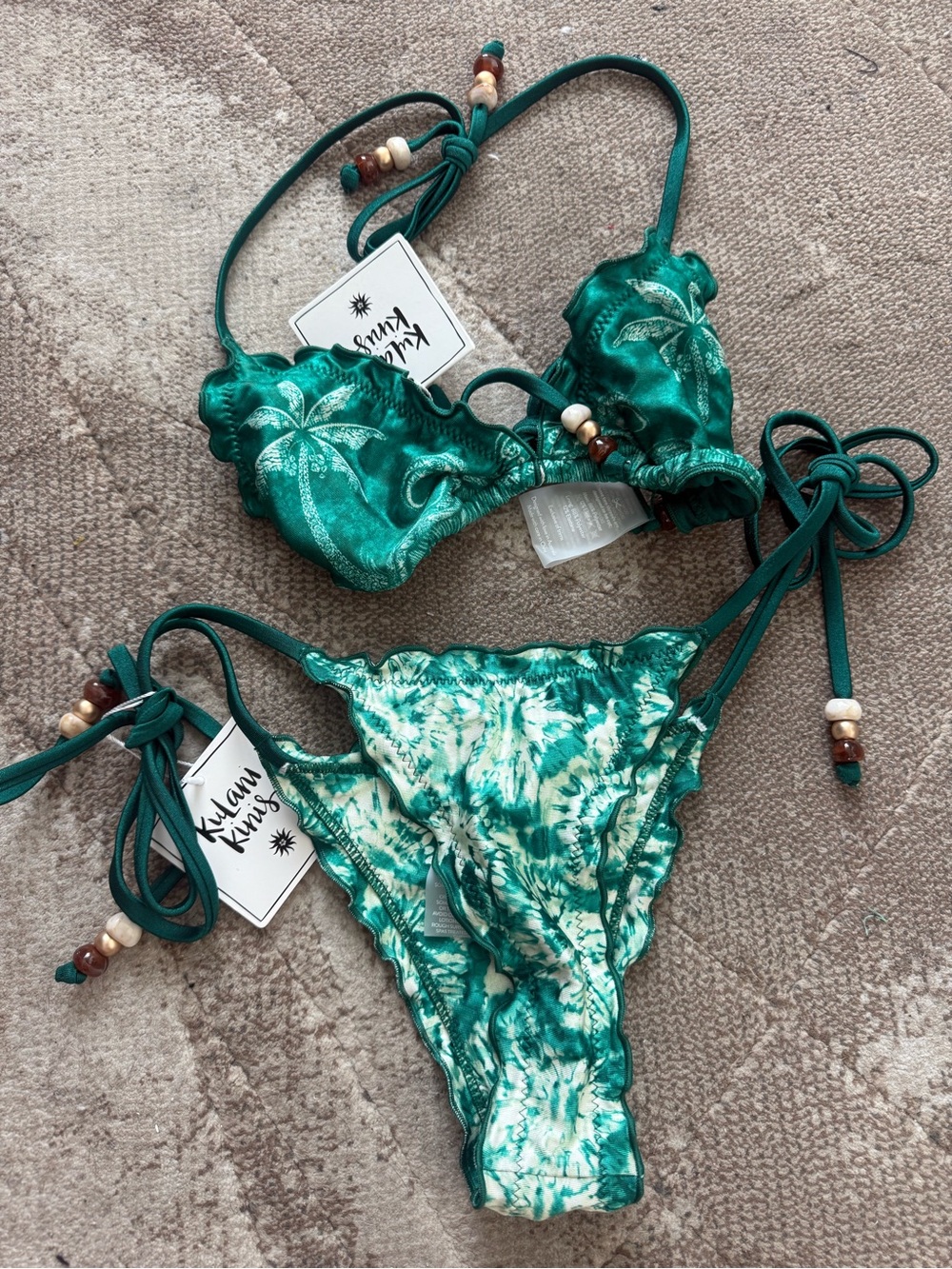 Kulani Kinis Lettuce Edge Bottom + Top Emerald Ties